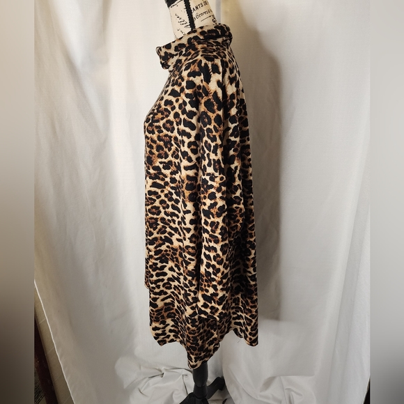 Me & U Tunic - Picture 3 of 7